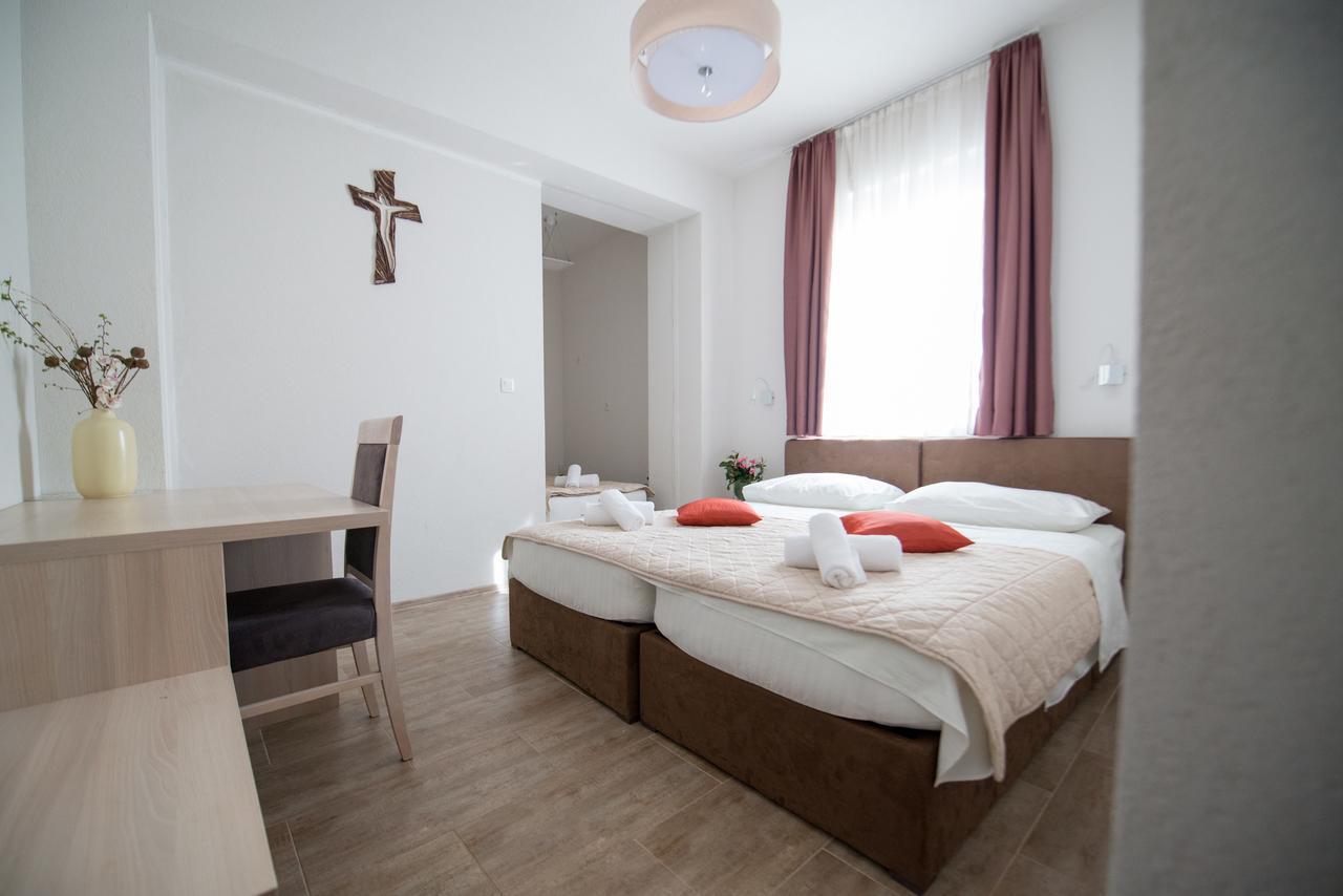 Hotel Olivia Međugorje エクステリア 写真
